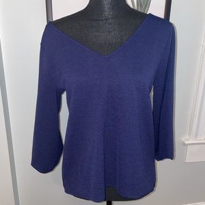 7th avenue blue long sleeved shirt w/bows in back